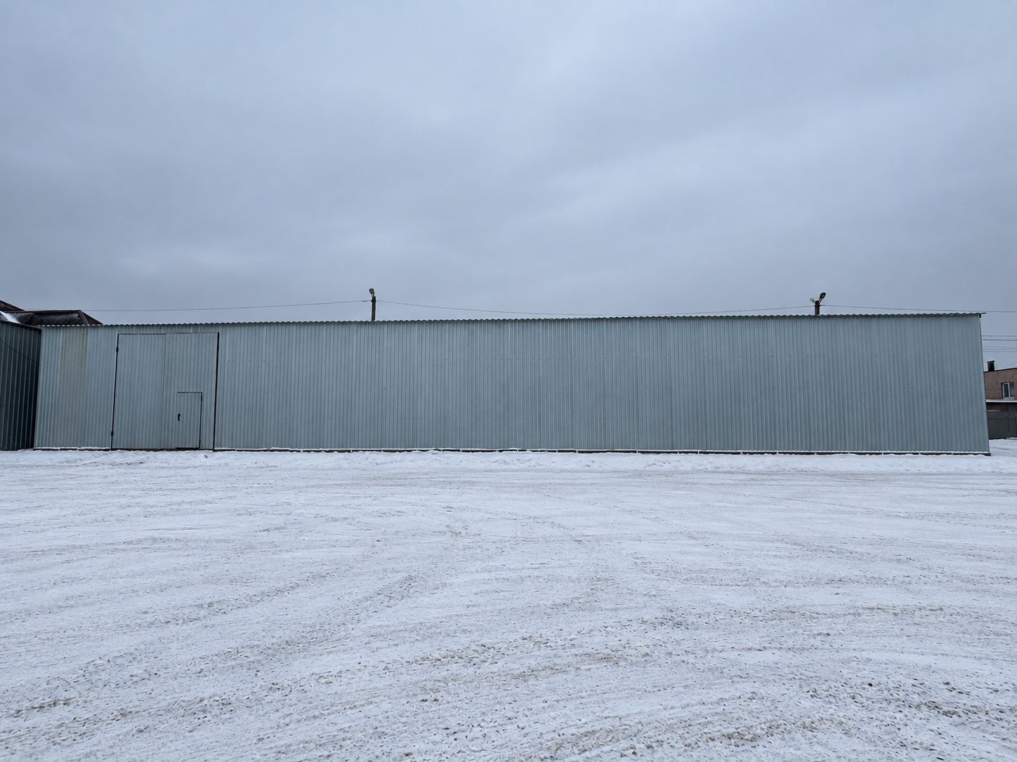 Ангар 12×33 м: боковой фасад